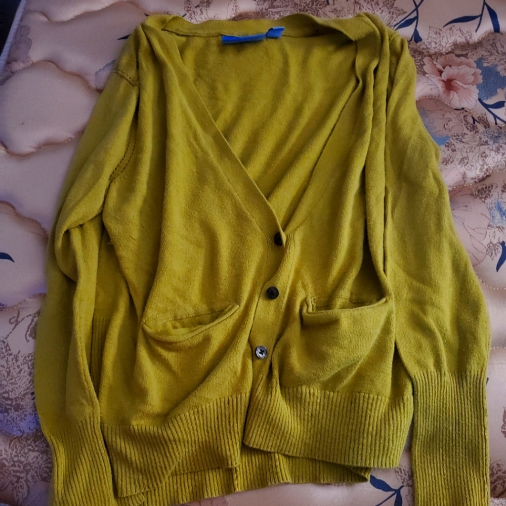 Cardigan throw